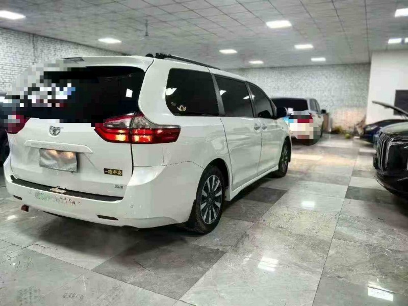 廊坊20年豐田塞納8