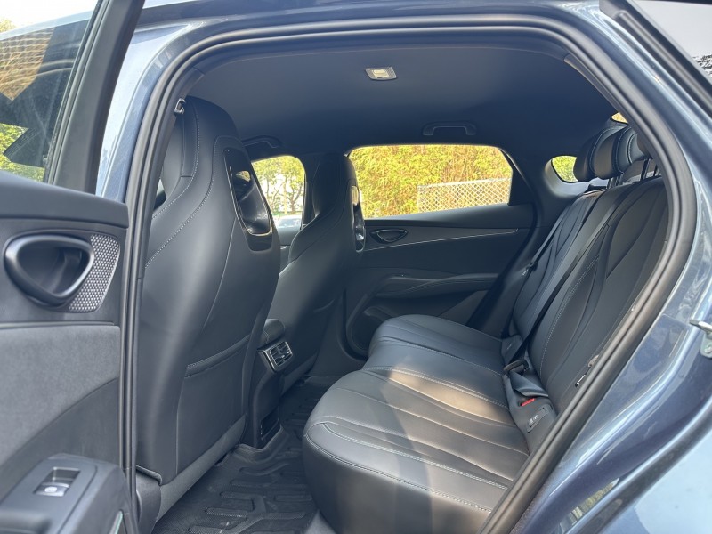 東莞25年比亞迪海豹5