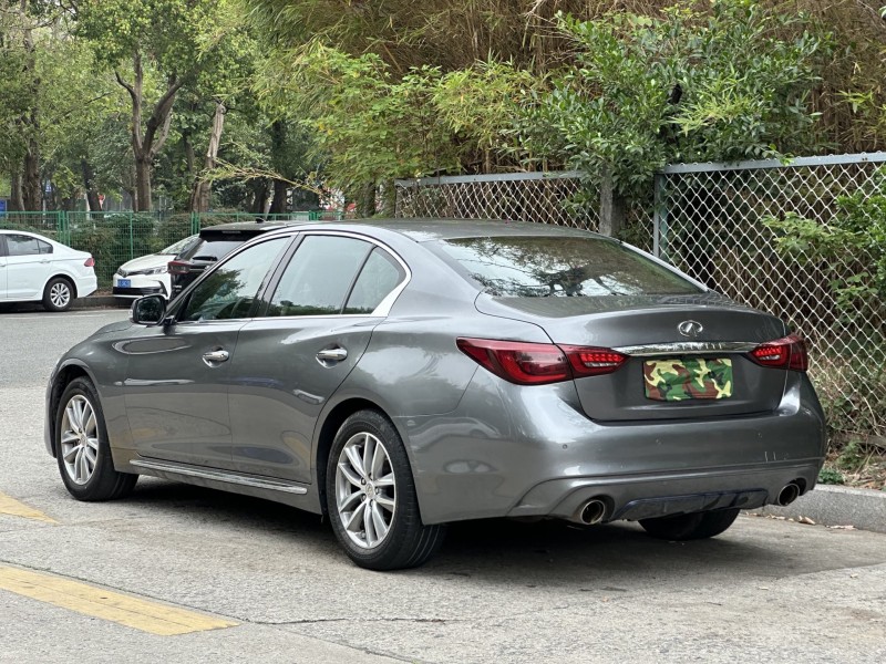 東莞20年英菲尼迪Q50L7