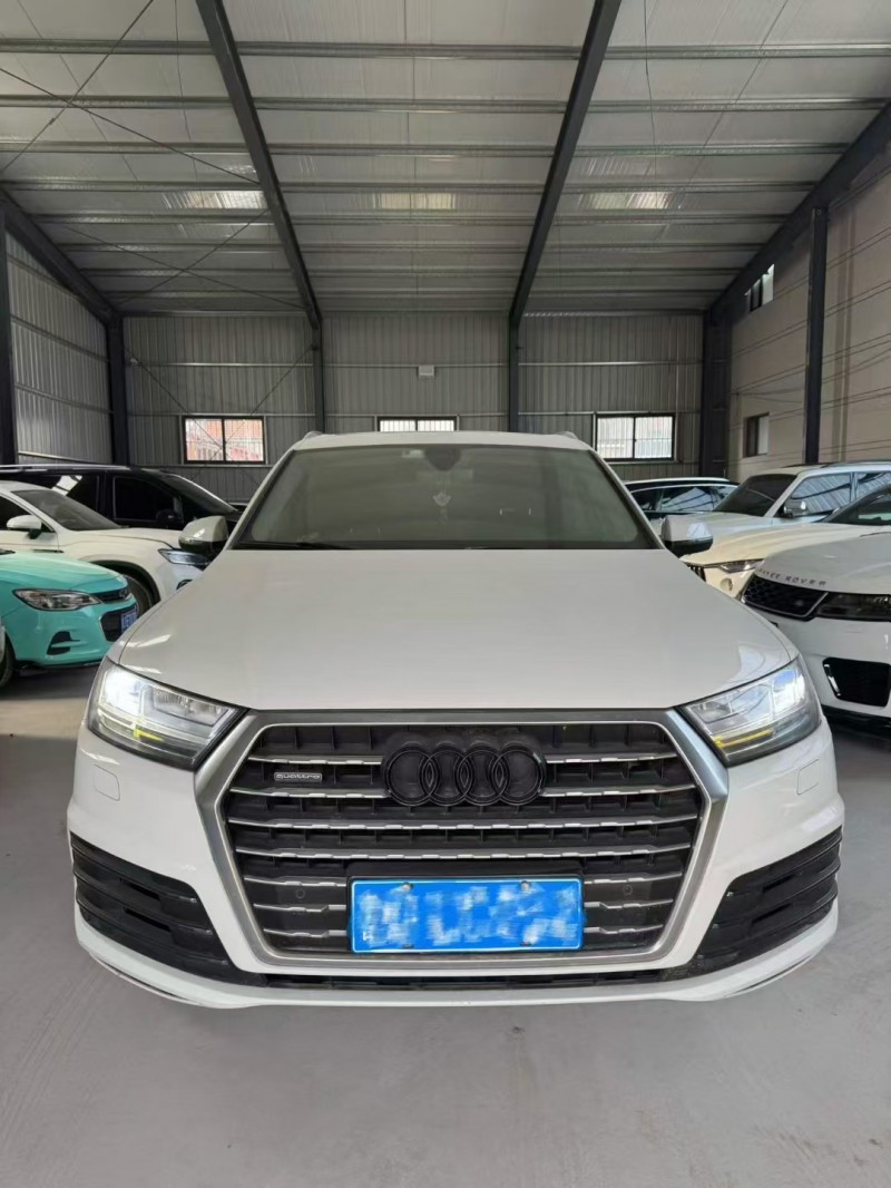 菏澤17年奧迪Q71