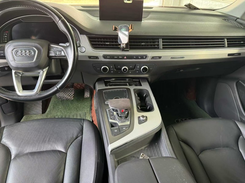 菏澤17年奧迪Q75