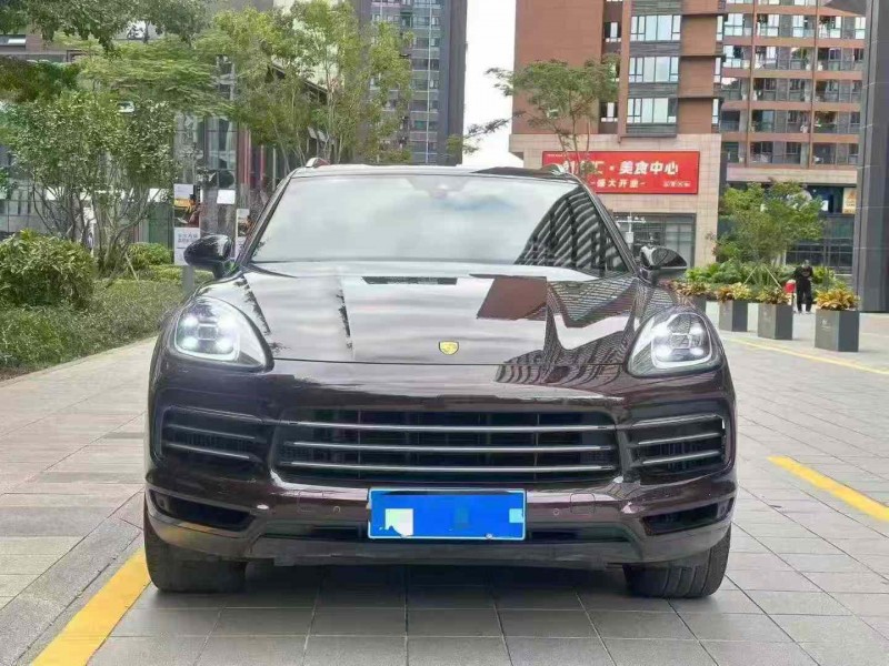 深圳22年保時捷卡宴1