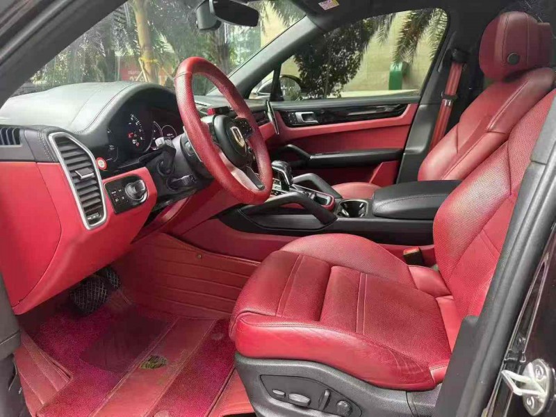 深圳22年保時捷卡宴4