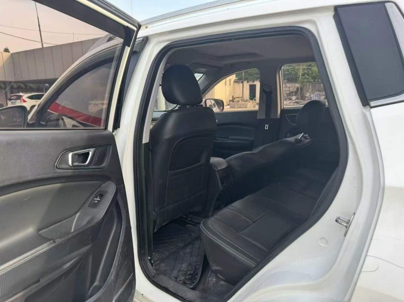 東莞19年奇瑞瑞虎8