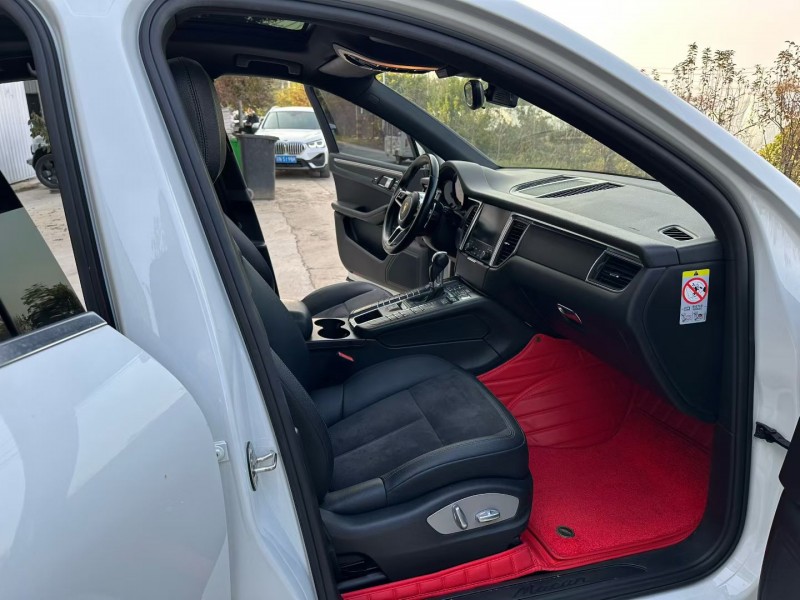 徐州17年保时捷Macan7