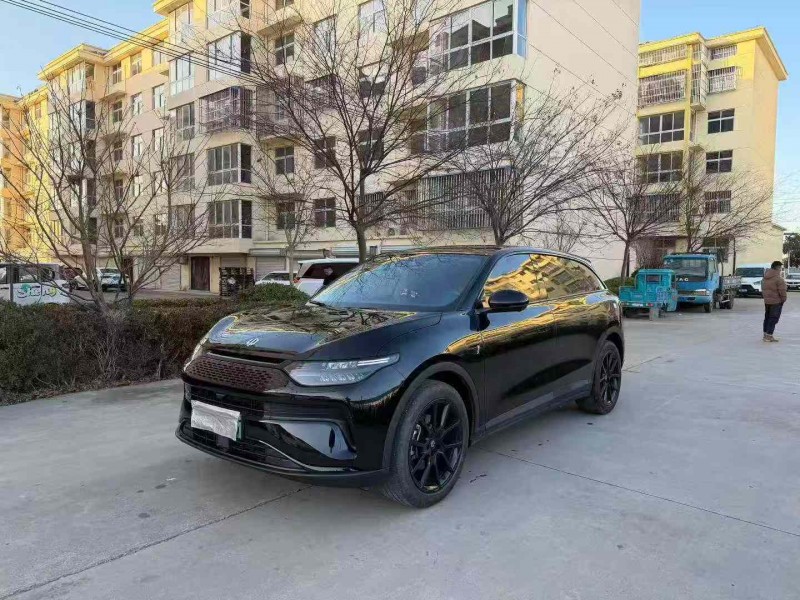 徐州23年零跑汽車C113