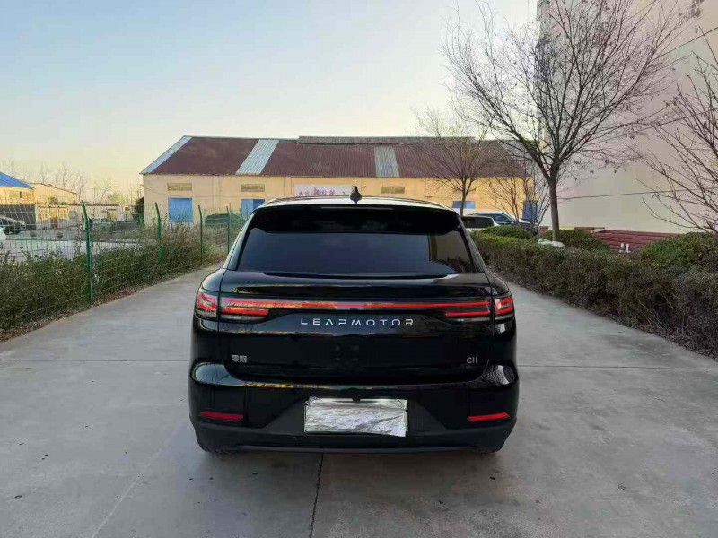 徐州23年零跑汽車C119