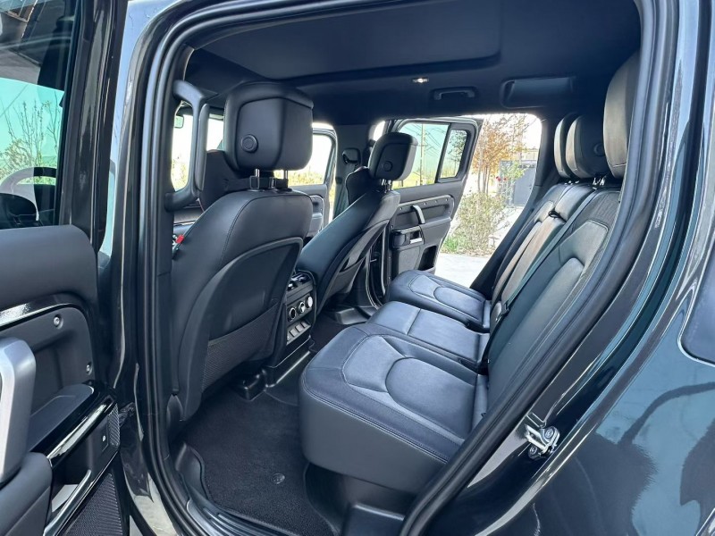 徐州23年路虎衛士6