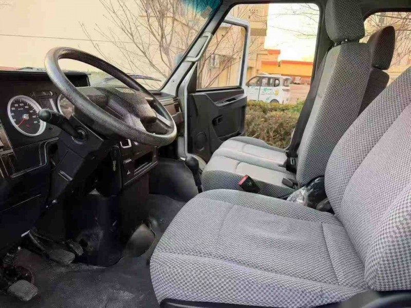 徐州23年依維柯得意4