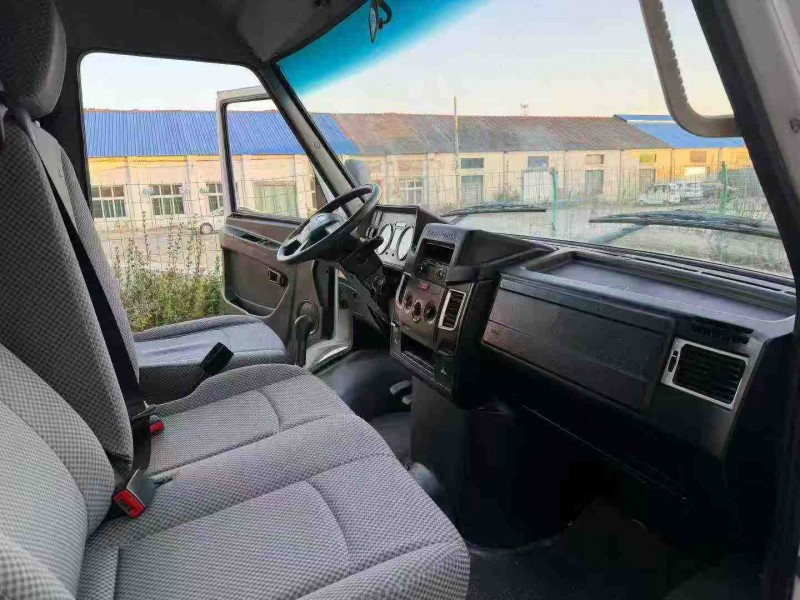 徐州23年依維柯得意5