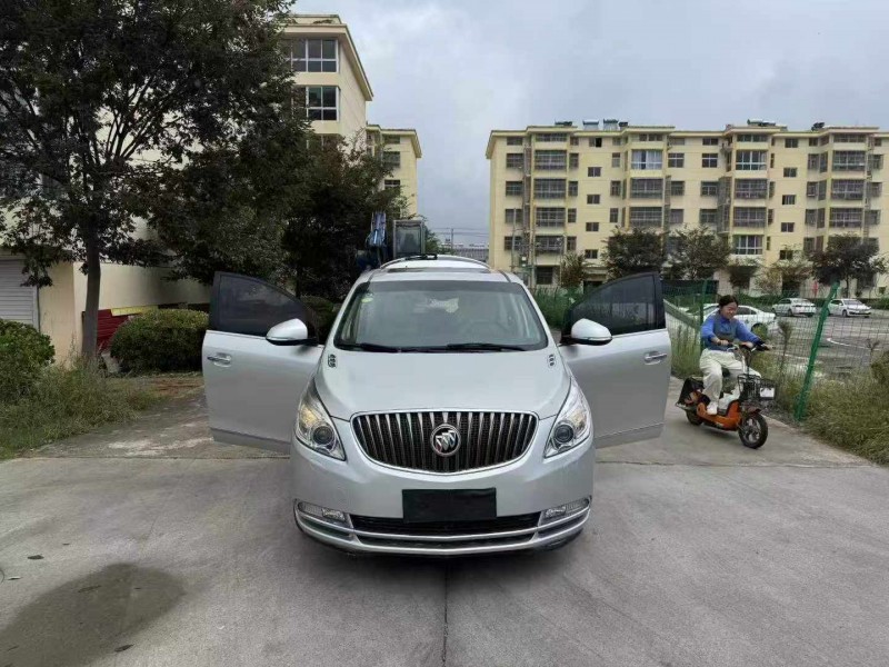 徐州17年别克GL88