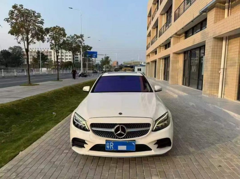 广州19年奔驰C1