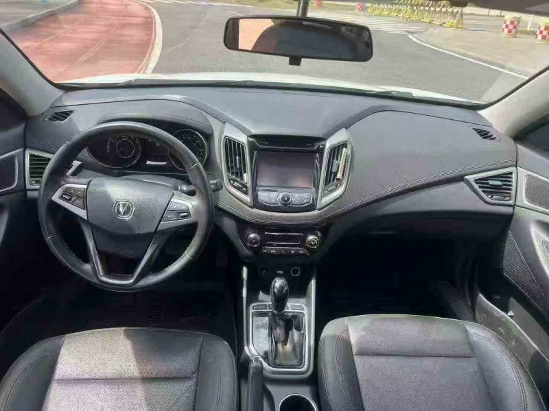 防城港17年长安汽车逸动4