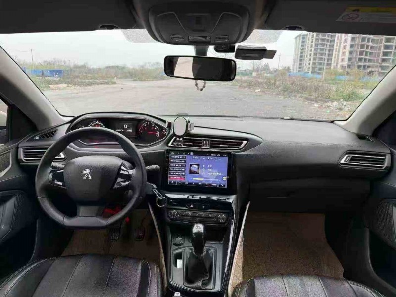 南宁19年东风标致7