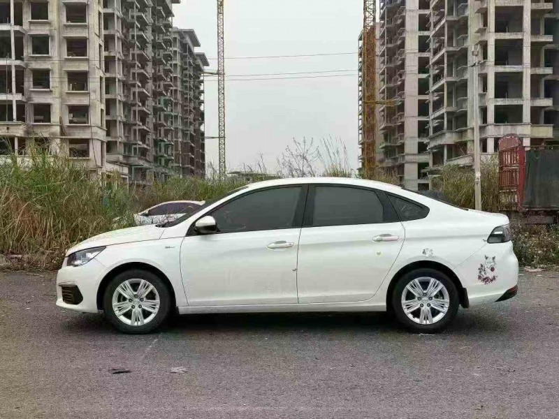 南宁19年东风标致8