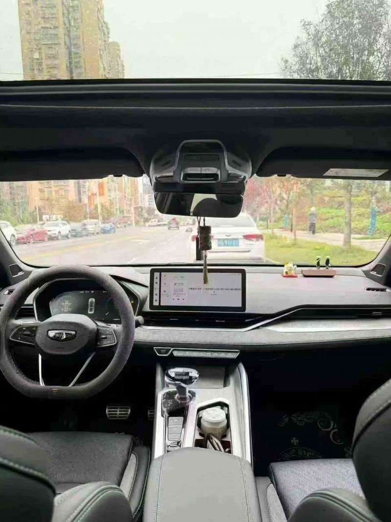 德阳23年吉利星瑞4