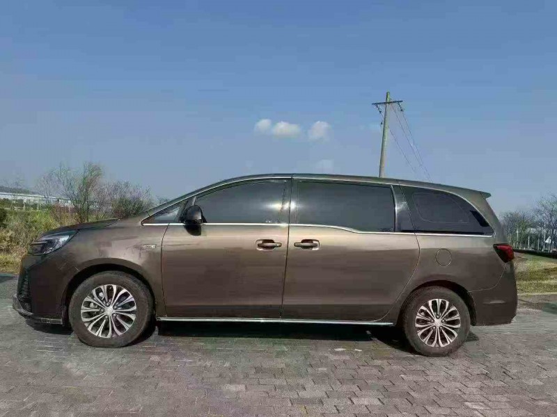 湖州23年別克GL83