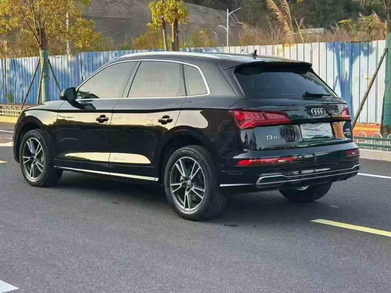 三明20年奧迪Q57