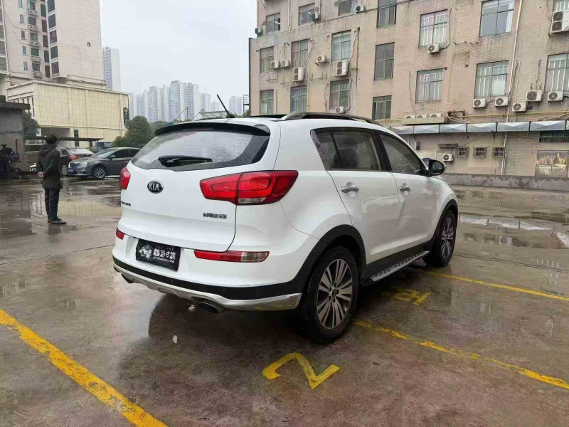 衡陽16年起亞智跑7