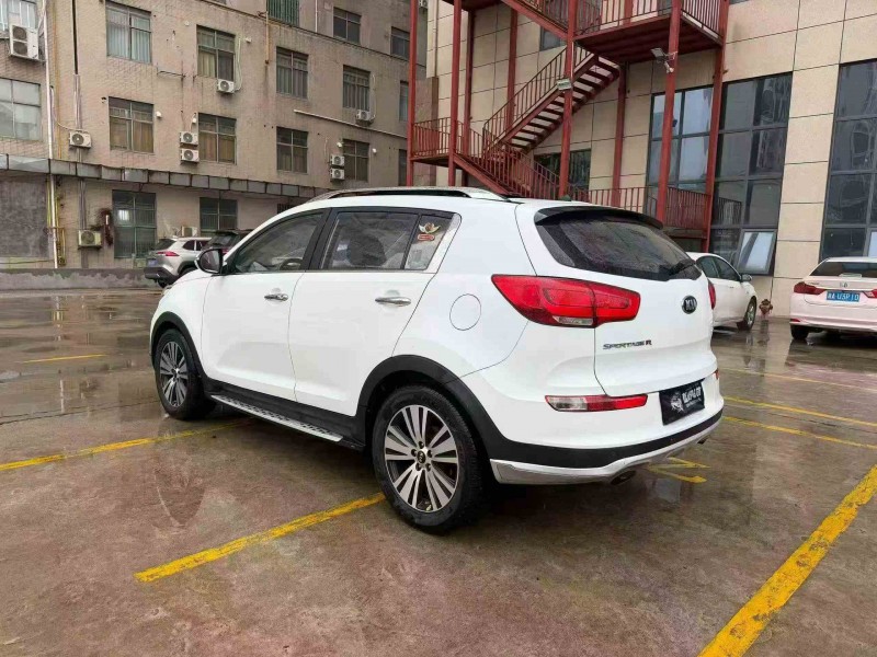 衡陽16年起亞智跑8