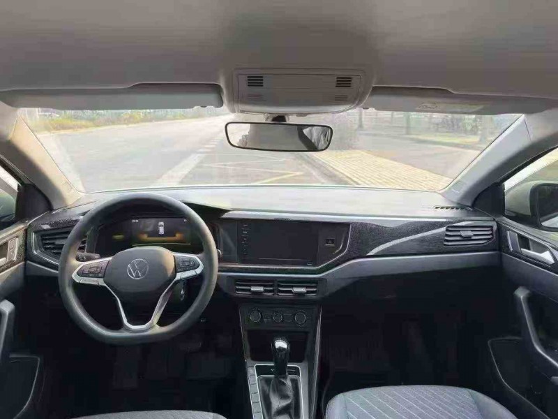 柳州25年大众朗逸8