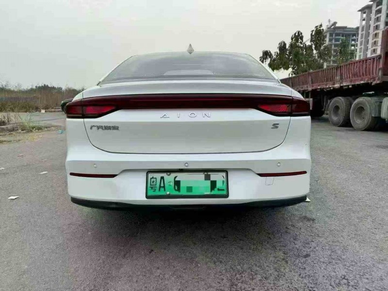 柳州24年传祺埃安S5