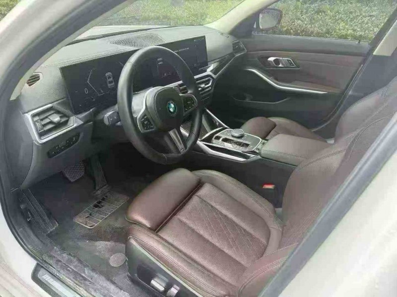 张家界23年宝马3系5