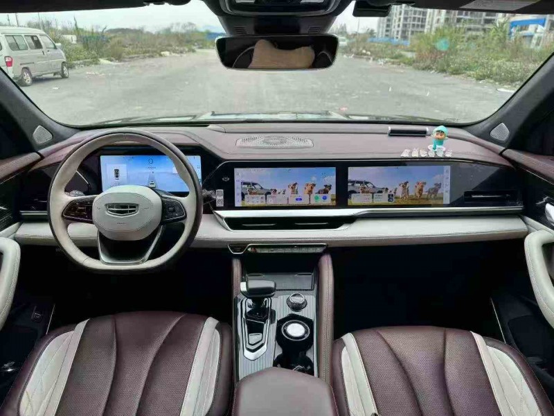 柳州23年吉利星越7