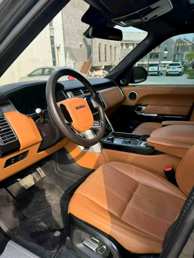 济宁14年路虎揽胜行政5