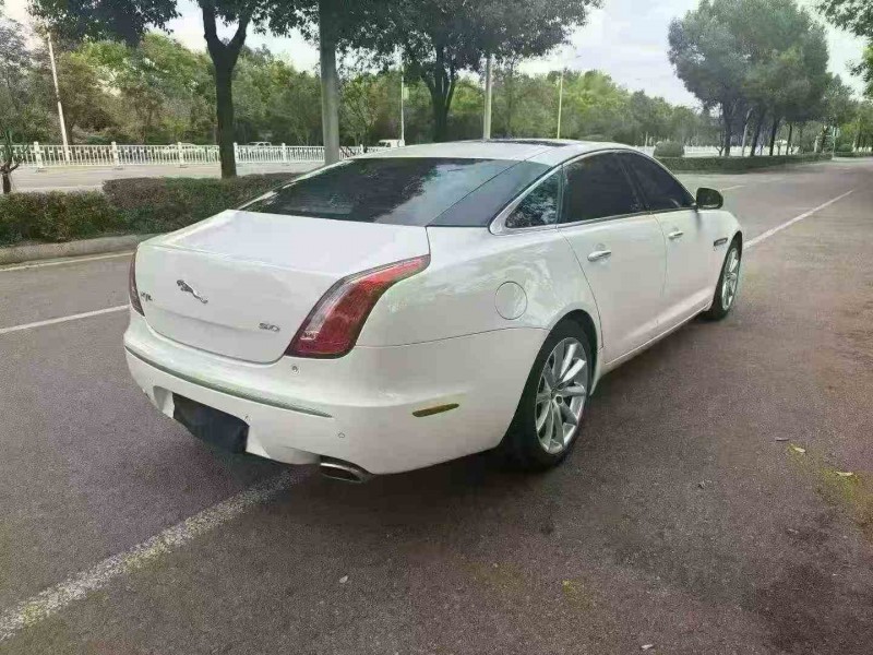 湘潭12年捷豹XJL8