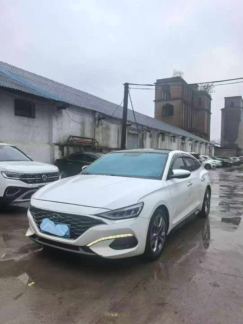 平顶山20年现代菲斯塔3