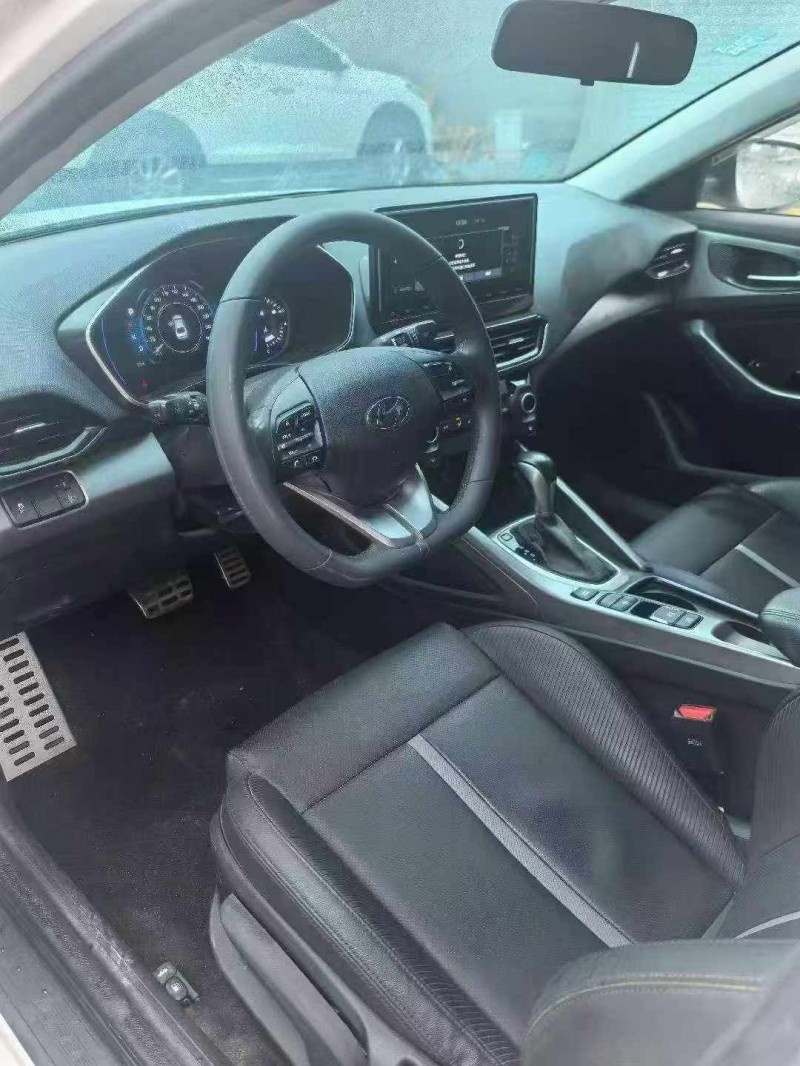 平顶山20年现代菲斯塔5