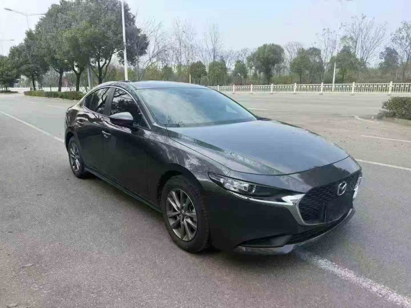 岳陽24年馬自達昂克賽拉2