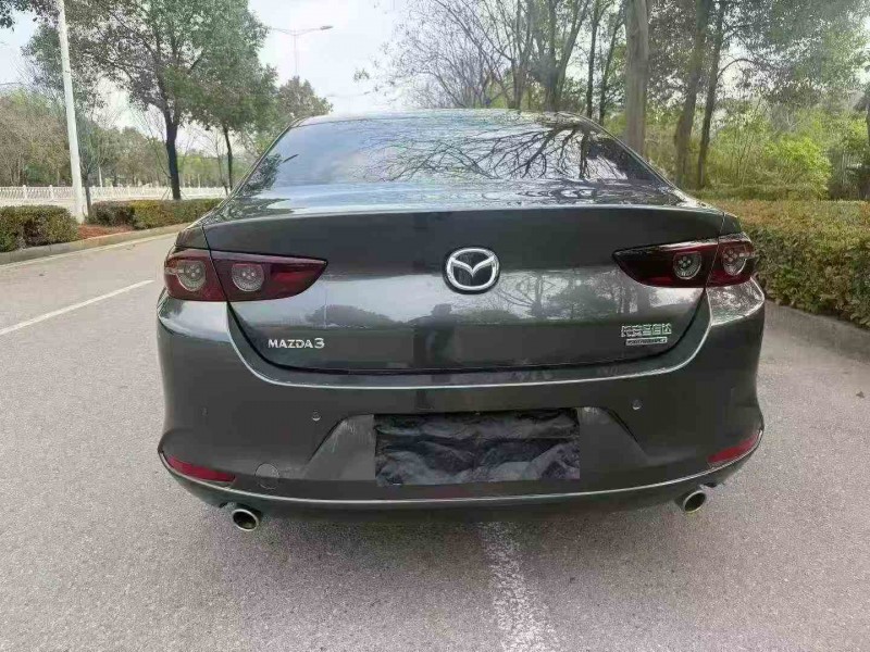 岳陽24年馬自達昂克賽拉8