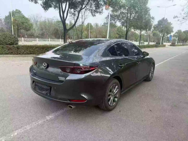 岳陽24年馬自達昂克賽拉9