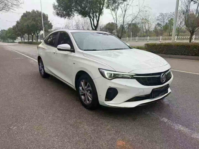 岳陽22年別克威朗3