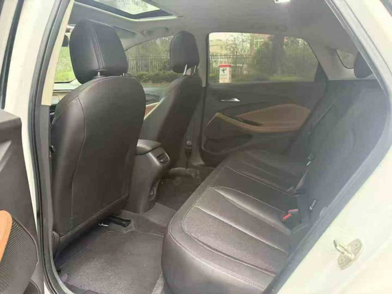 岳陽22年別克威朗4