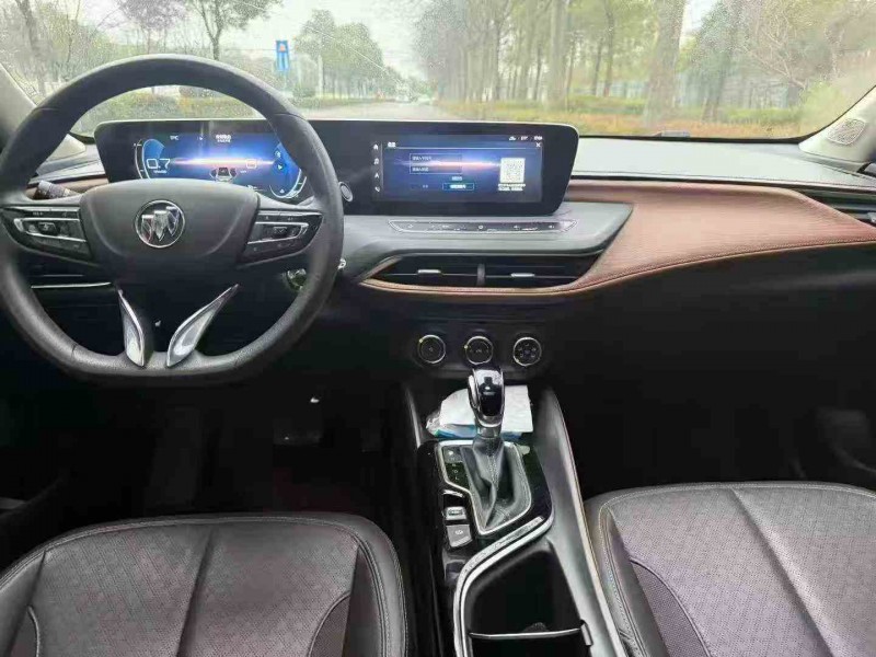 岳陽22年別克威朗7