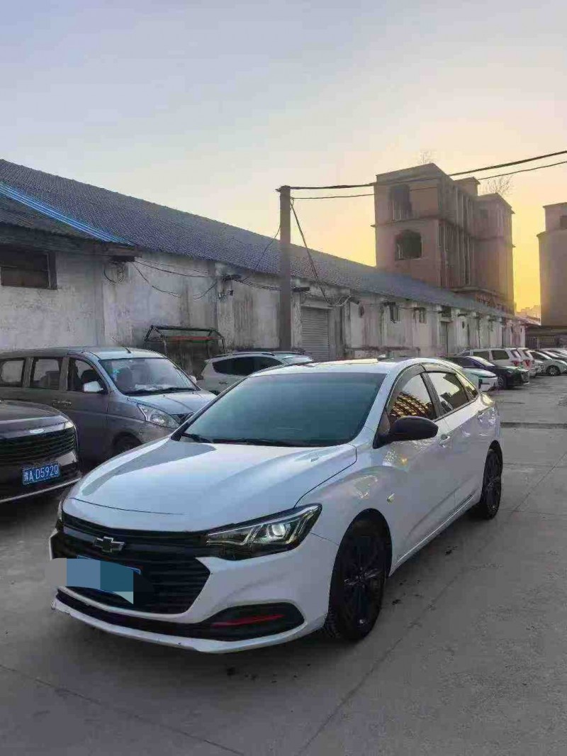 平顶山20年雪佛兰科鲁泽2