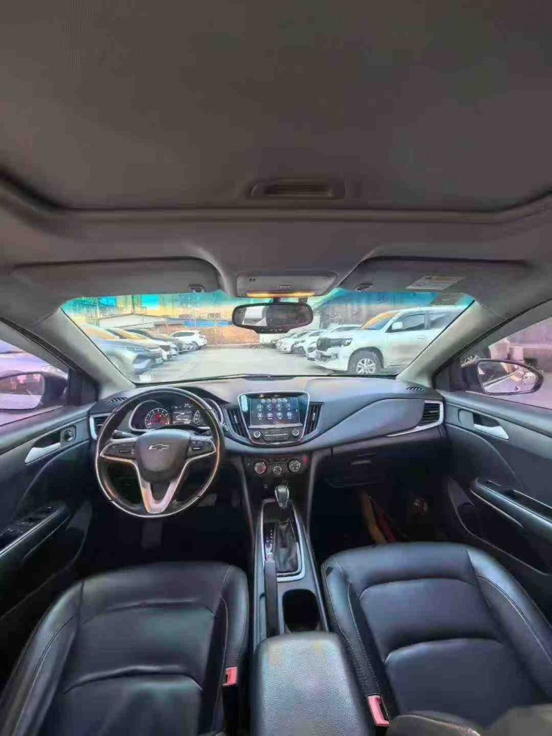 平顶山20年雪佛兰科鲁泽3