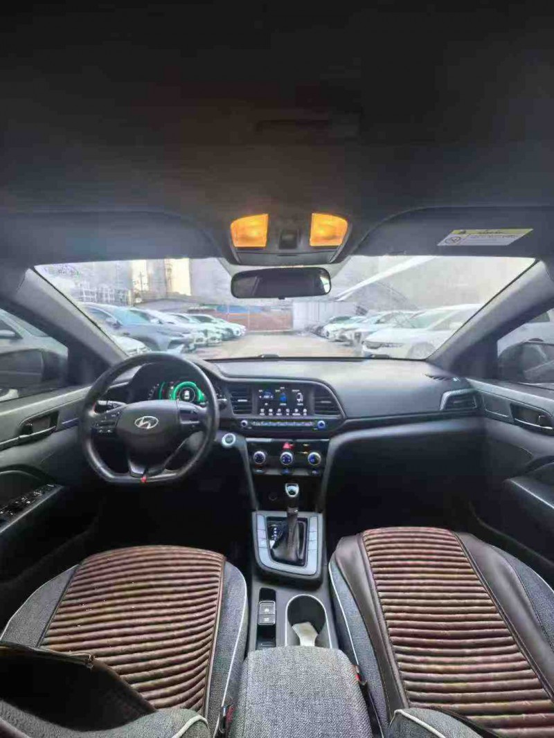 平顶山20年现代领动3