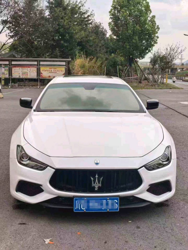 德阳16年玛莎拉蒂Ghibli1