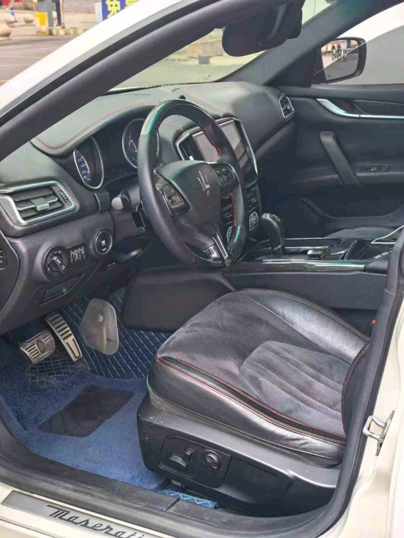 德阳16年玛莎拉蒂Ghibli5