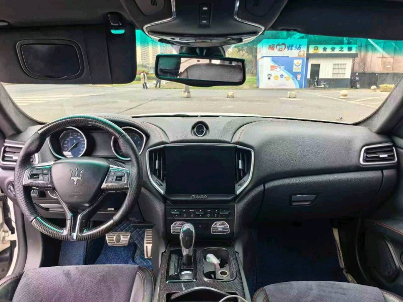 德阳16年玛莎拉蒂Ghibli6