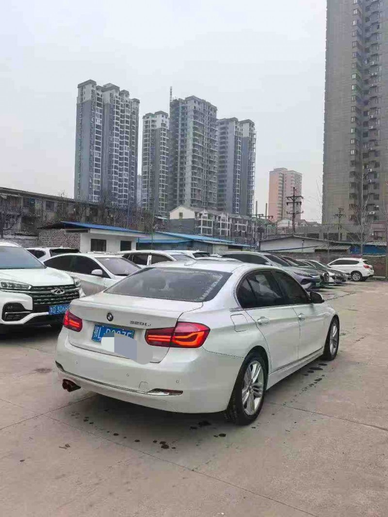 平顶山17年宝马3系5