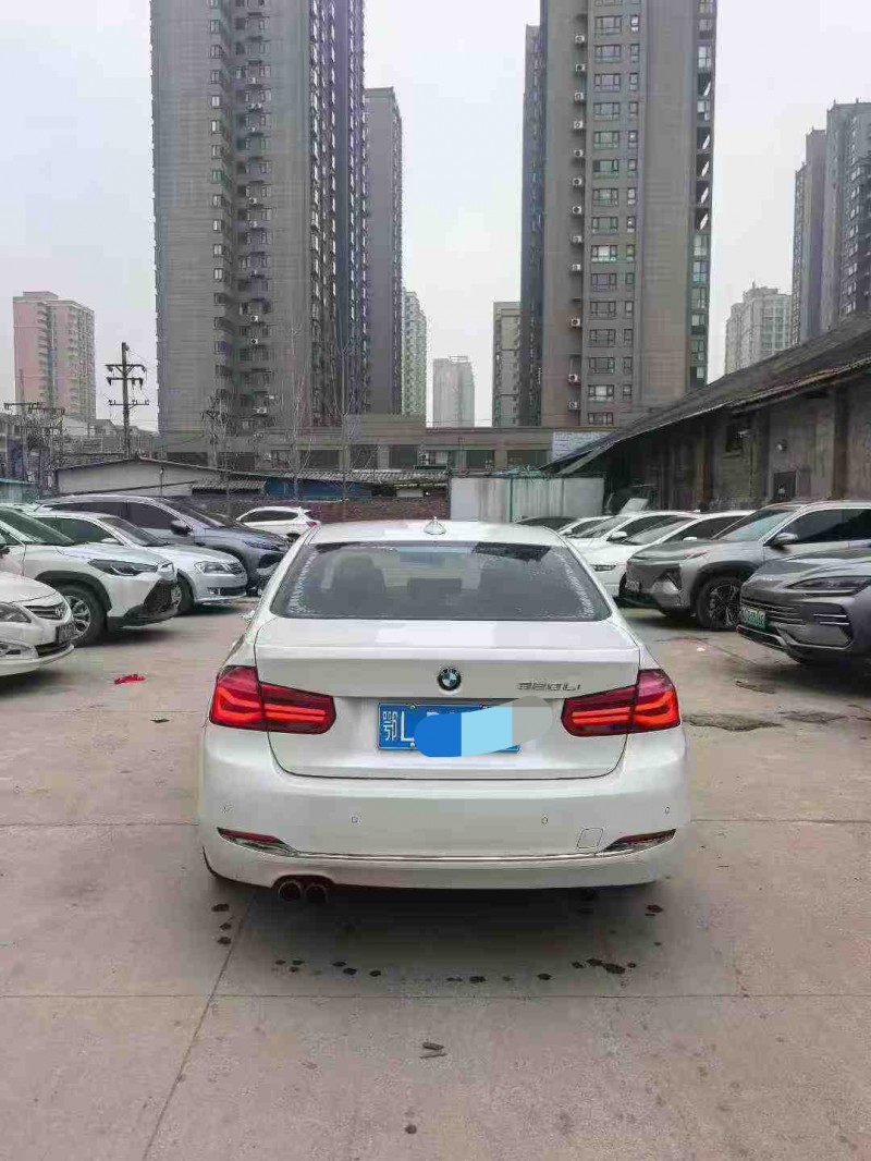 平顶山17年宝马3系8