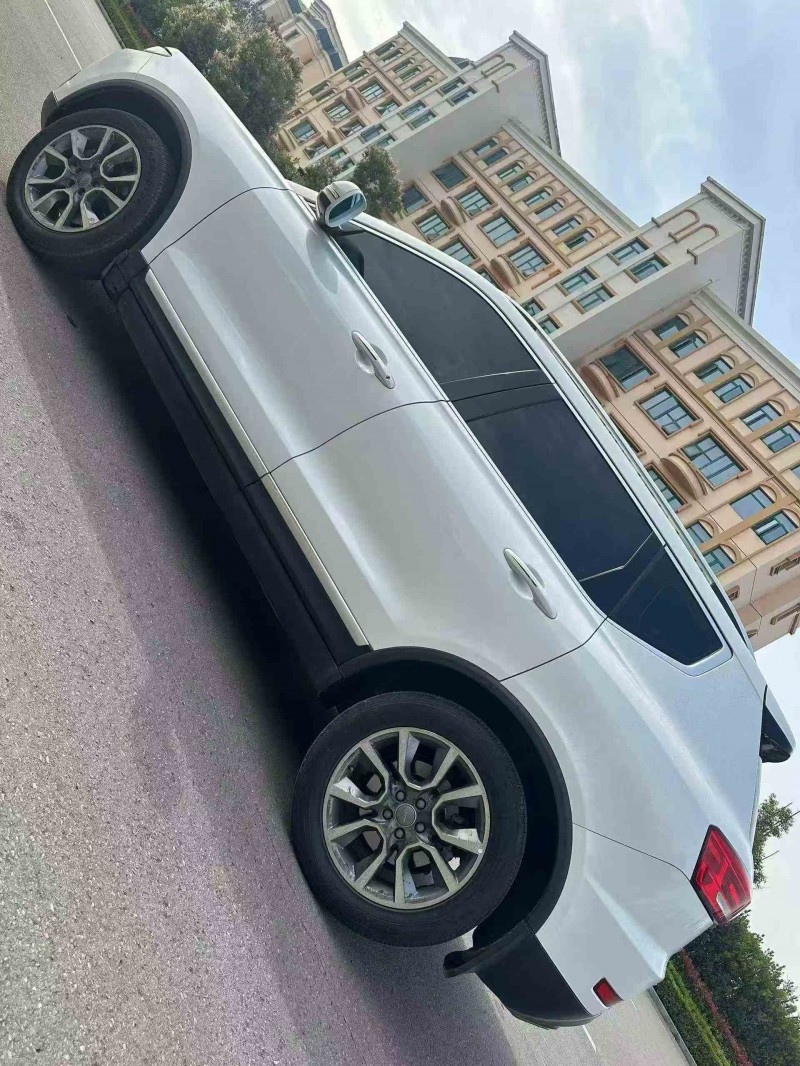 德陽17年哈弗H77