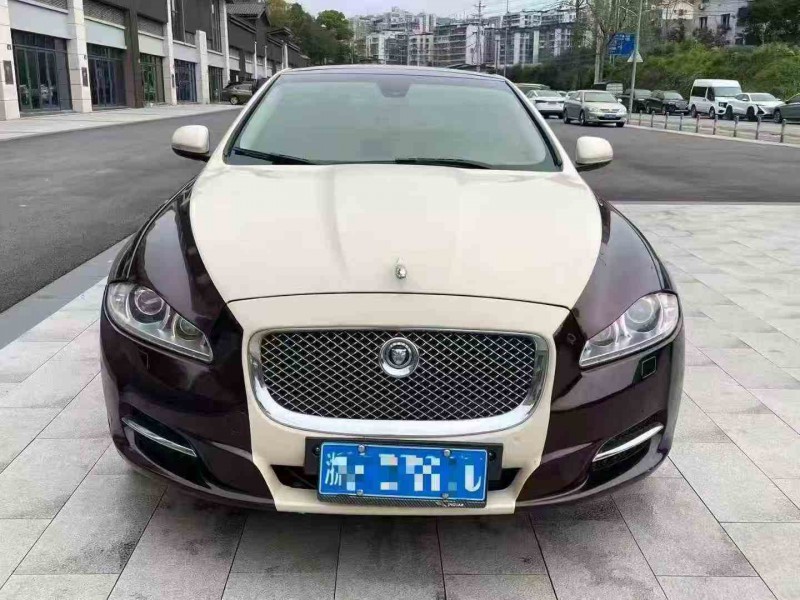 重慶12年捷豹XJL1