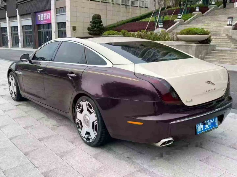 重慶12年捷豹XJL7