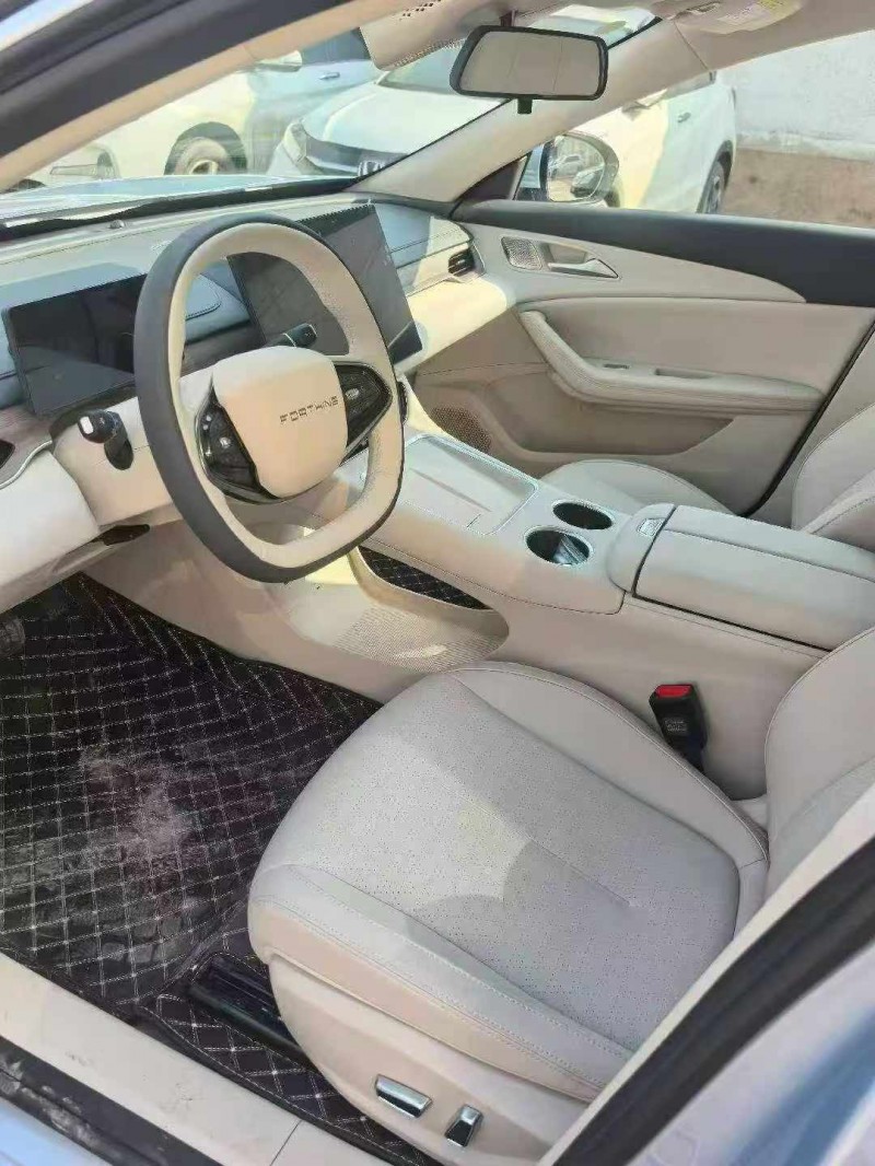 平顶山25年东风风行7